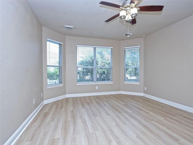 Building Photo - 15600 Prestancia Dr