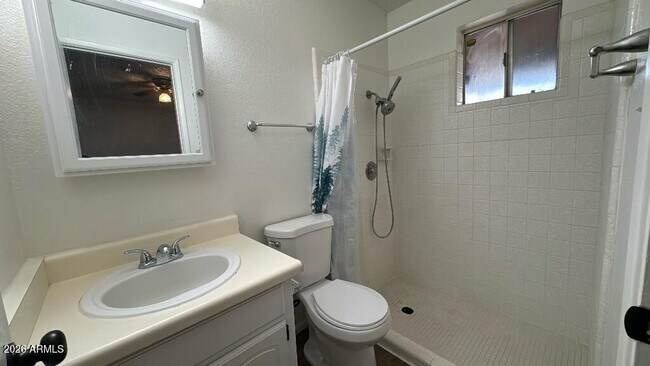 Building Photo - 4250 Plaza Oro Loma