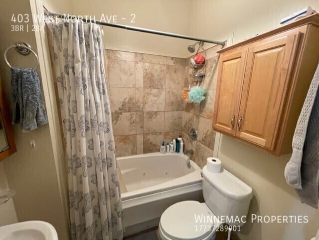 Building Photo - 403 W North Ave