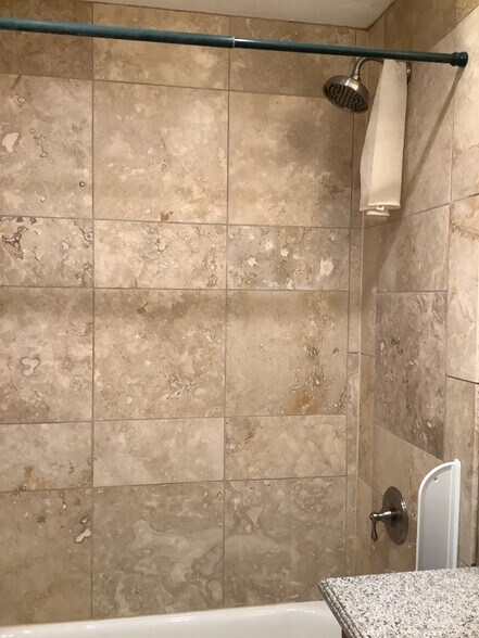 Building Photo - 809 Clover Blossom Cir