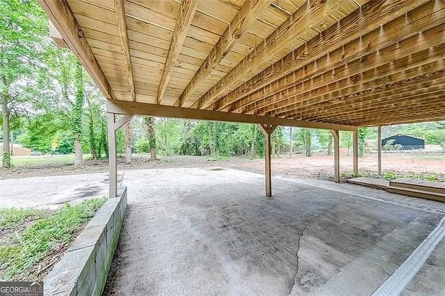 Building Photo - 32 Cherokee Ridge Rd
