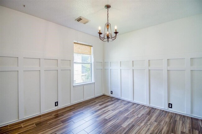 Building Photo - 21222 Somerset Park Ln