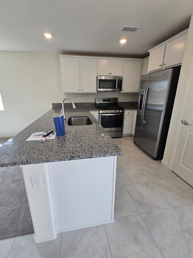 Building Photo - New home ready to rent in Dayton, $2350 per month