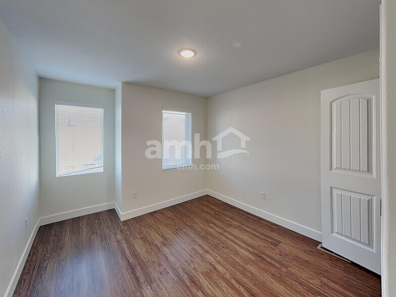 Building Photo - 4315 Crestone Peak St