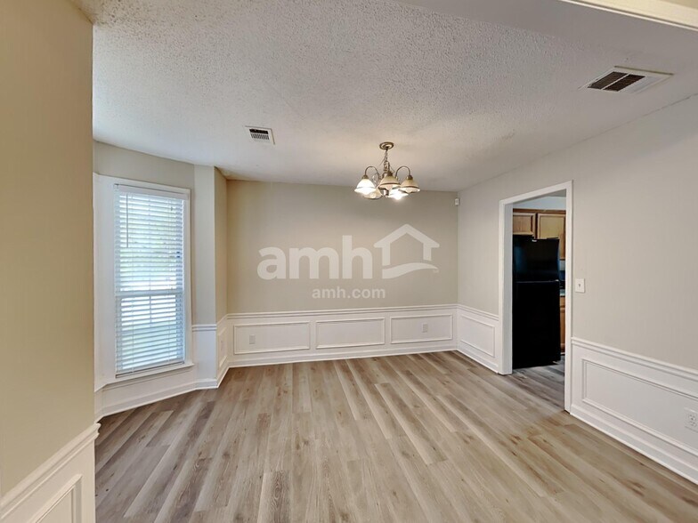 Building Photo - 4207 Pentworth Ln NW