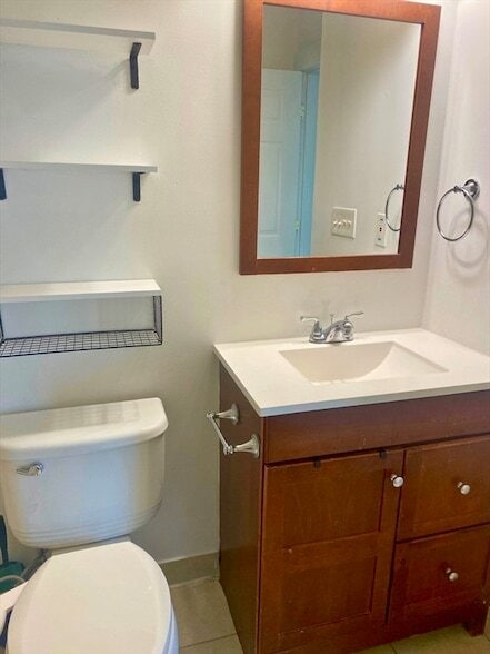 Building Photo - 30 Maple Ave