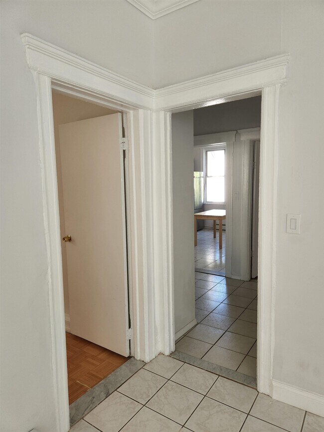 Building Photo - For Rent