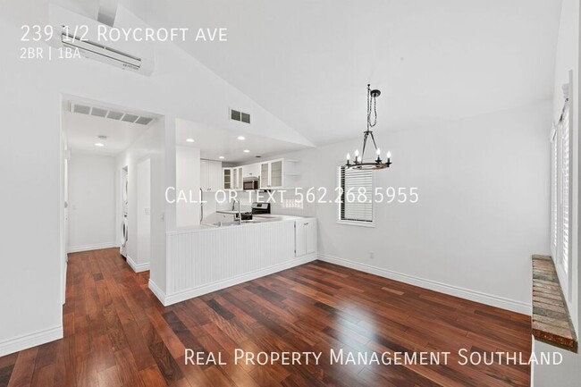 Building Photo - 239 Roycroft Ave