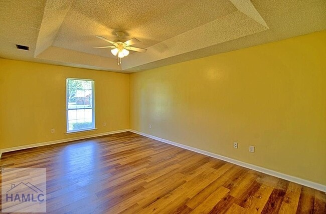 Building Photo - 205 Tempest Ln