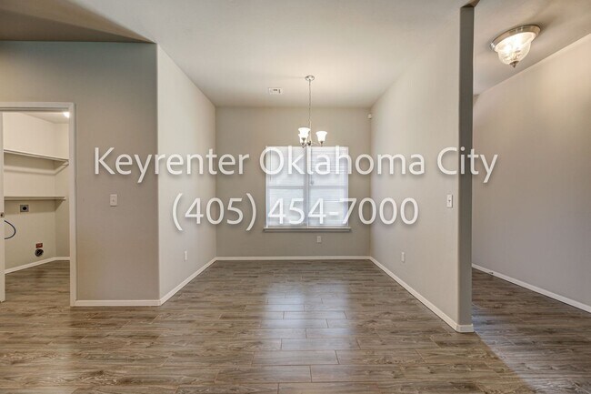 Building Photo - Modern Single Family Home in El Reno, OK!