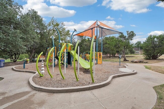 Building Photo - 4212 Pasada Ln