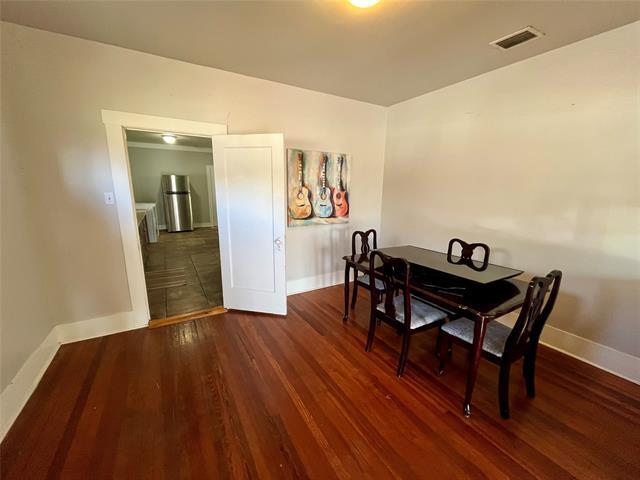 Building Photo - 725 Peach St