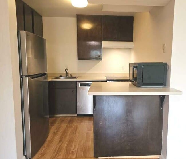 Building Photo - 461 Belvedere St