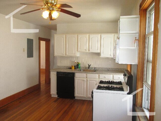 Building Photo - 43 Litchfield St