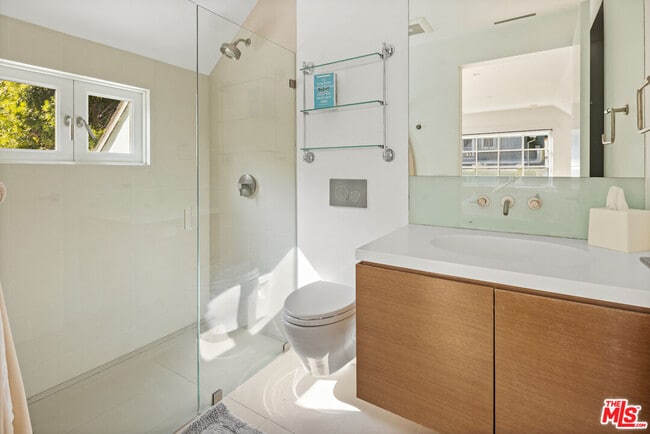 Building Photo - 165 Mabery Rd