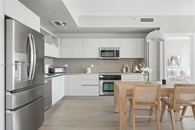 Building Photo - 3470 E Coast Ave