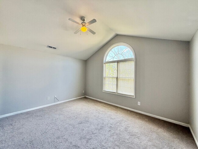 Building Photo - Newly Remodeled 3BD, 2.5BA Raleigh Home wi...