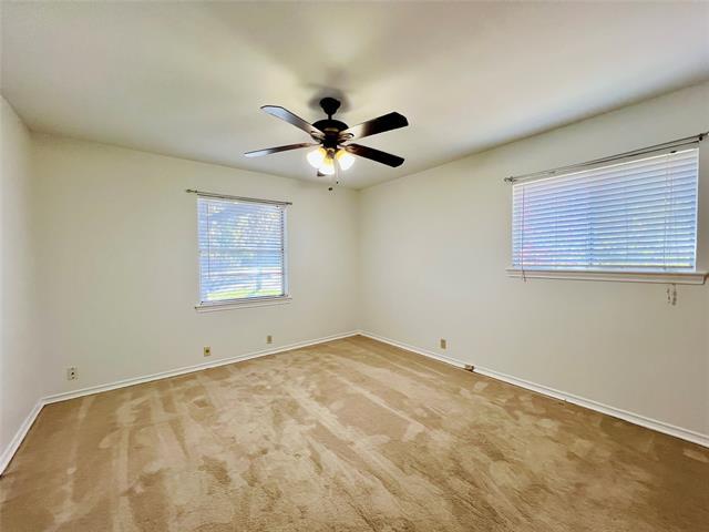 Building Photo - 8715 Labron Ave