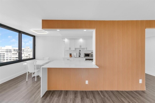 Building Photo - 3589 S Ocean Blvd