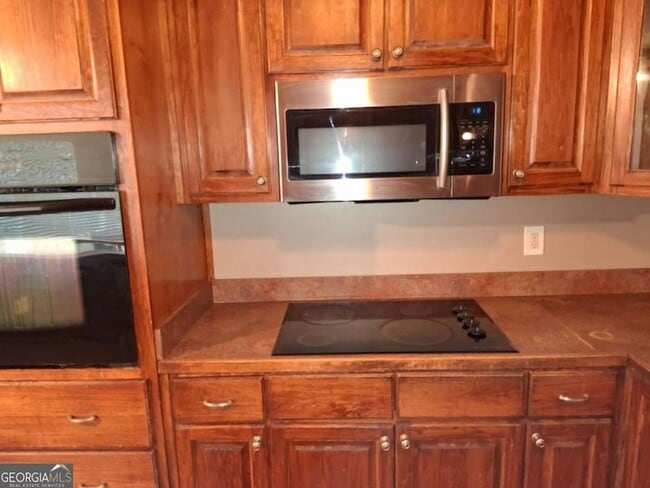 Building Photo - 3336 Cowan Mill Ct