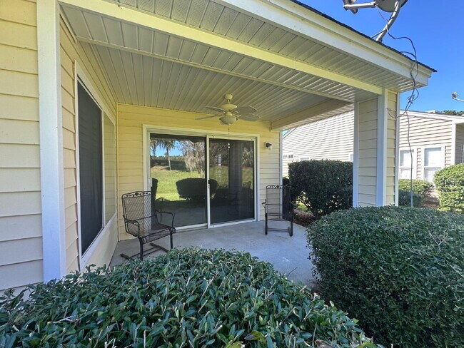 Building Photo - Recently Updated Two Bedroom Home in Sun C...