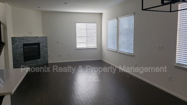 Building Photo - 337 Stone Creek Dr