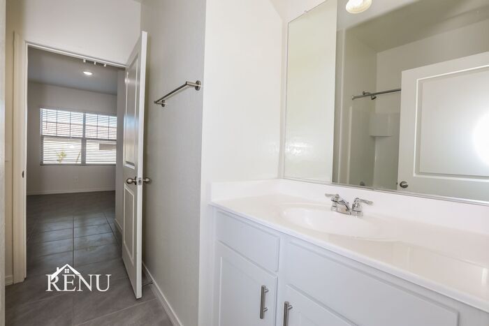 Building Photo - 35607 W San Capistrano Ave