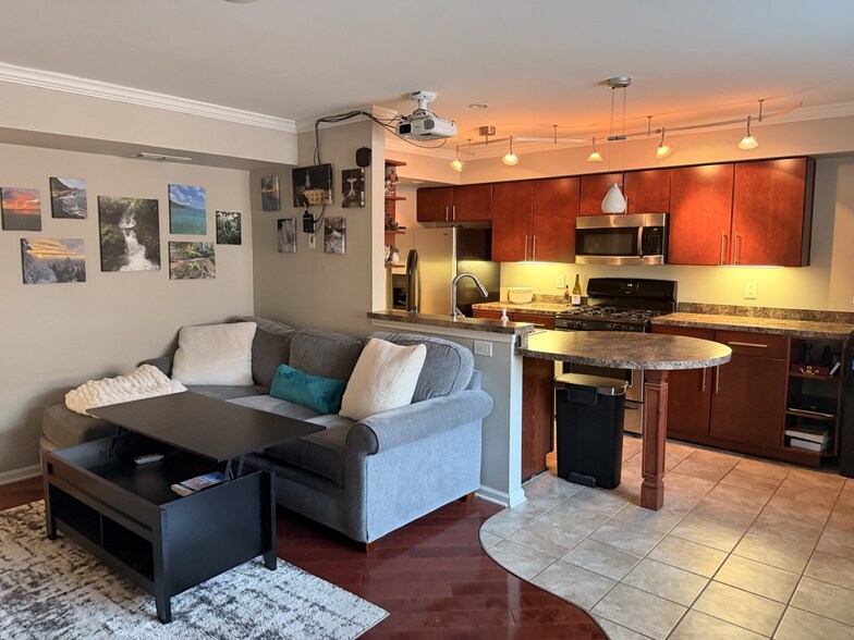 Building Photo - 155 Virginia Ave