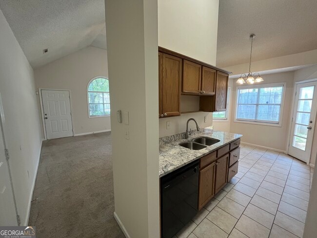 Building Photo - 3694 Sapphire Ct