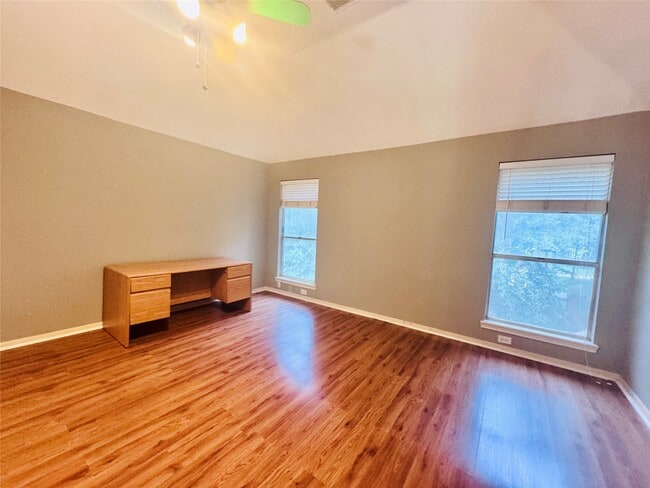 Building Photo - 506 Birch Hill Dr