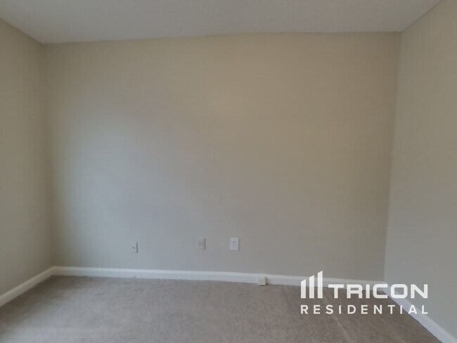 Building Photo - 4254 Sorrells Blvd