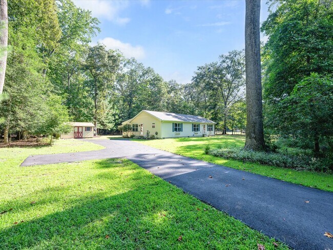 Building Photo - 22919 Camp Arrowhead Rd