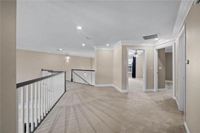 Building Photo - 6683 W Valley View Rd