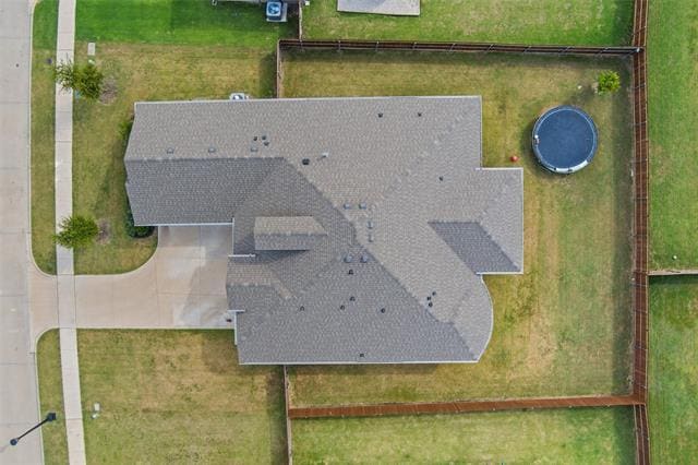 Building Photo - 3451 Hidden Holw Dr