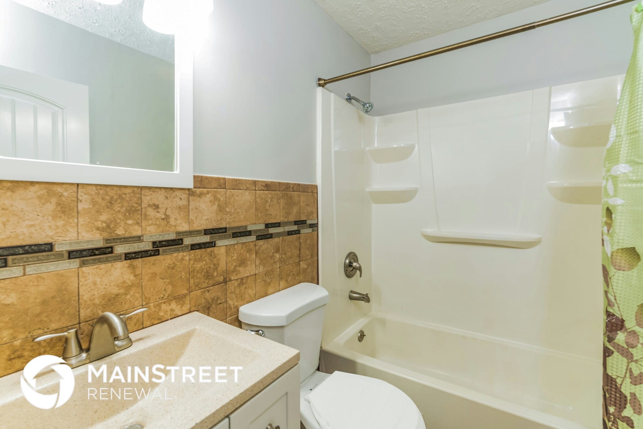 Building Photo - 5002 Seville Dr