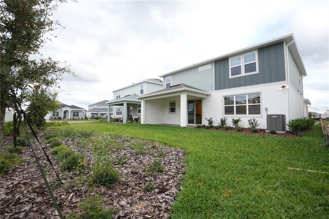 Building Photo - 268 Summer Pne St