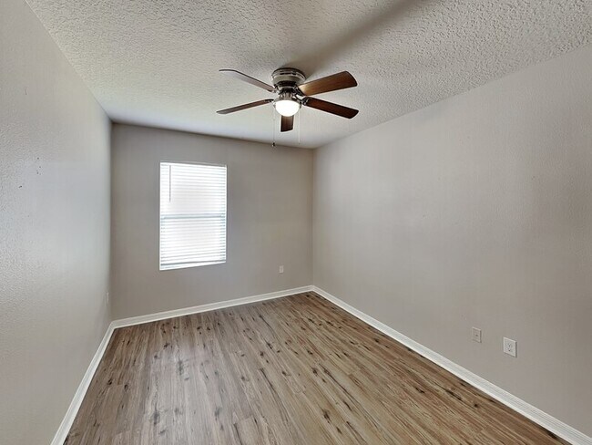 Building Photo - 361 Honey Bell Rd