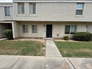 Building Photo - 6621 S La Rosa Dr