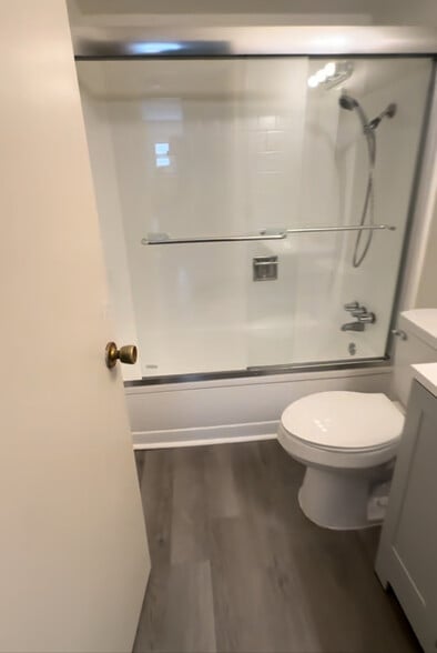 Building Photo - 3976 Mission Rd