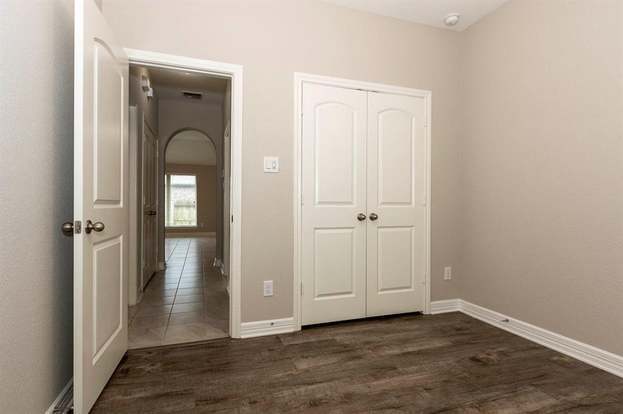 Building Photo - 9735 Stratton Ridge Dr