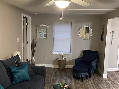 Building Photo - 313 Texas Ave