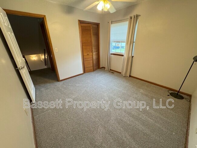 Building Photo - 123 Trestlewood Dr