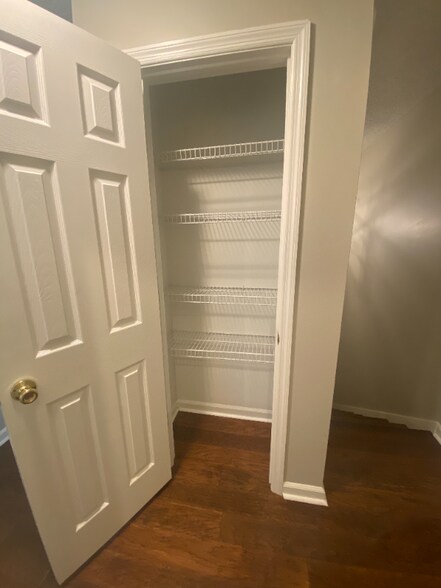 Building Photo - 1705 Toll Gate Rd SE