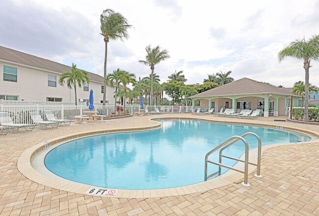 Building Photo - Forest Lake Townhomes 3629-102