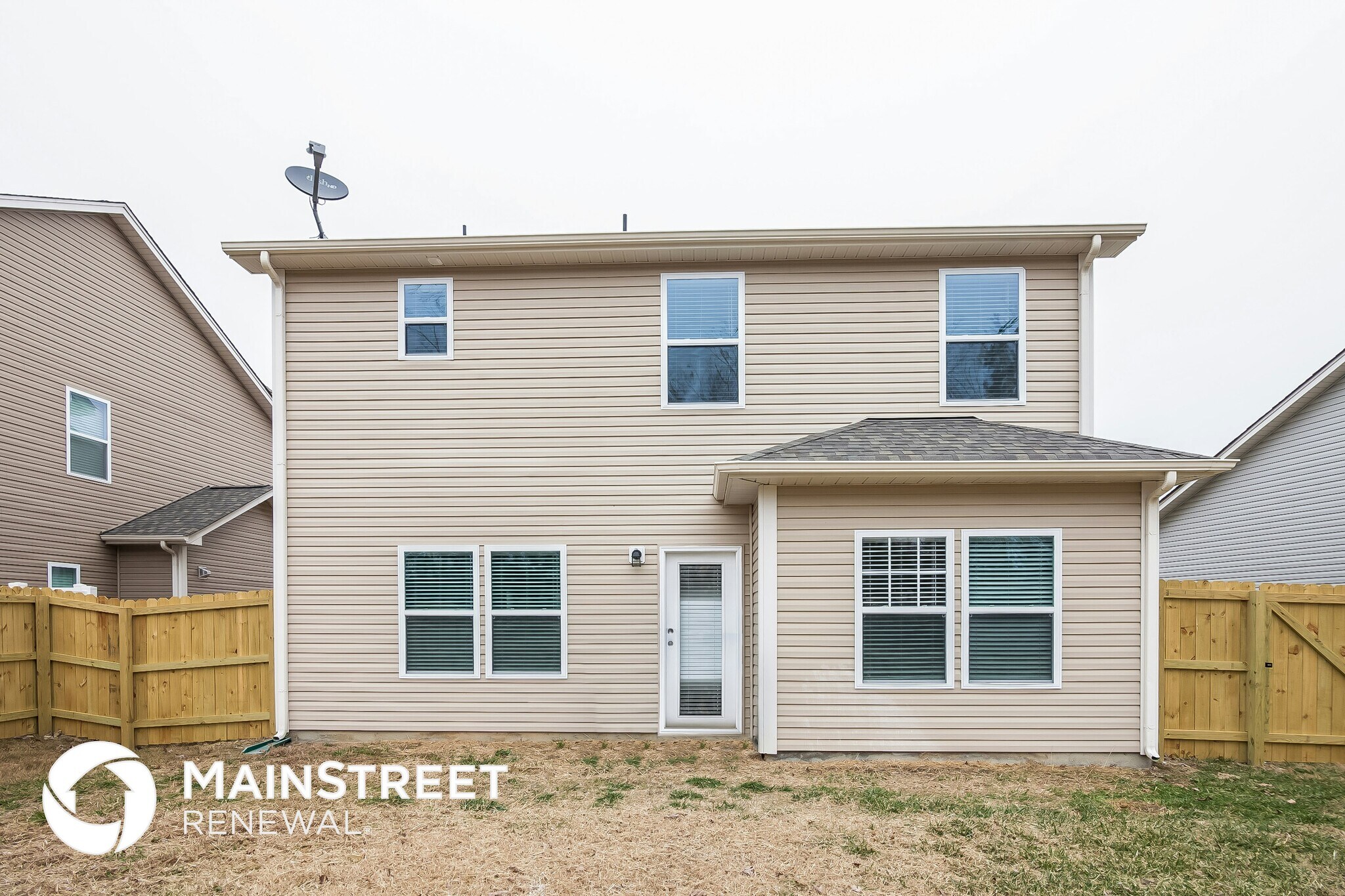 Building Photo - 3324 Saddlebrook Dr