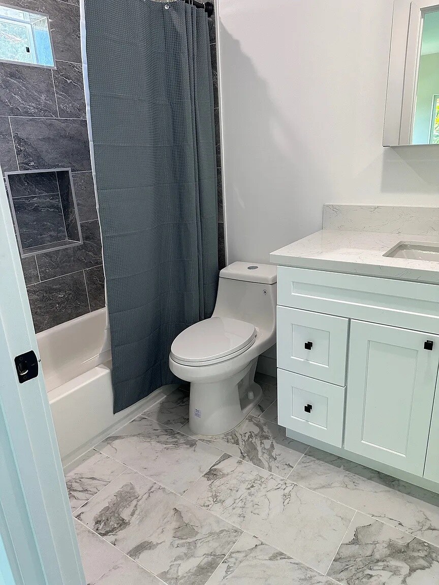 Building Photo - 3558 Butler Ave