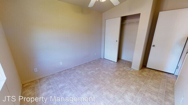 Building Photo - 3 br, 2 bath House - 2410 Central Avenue