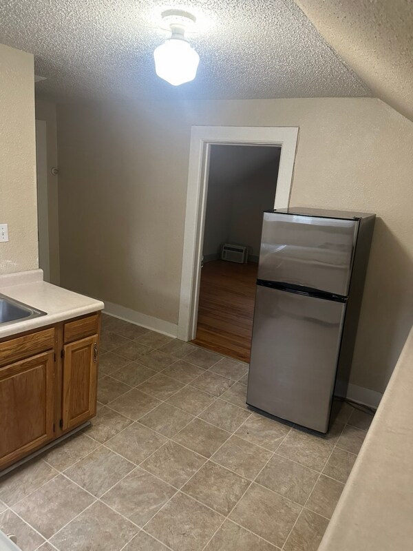 Building Photo - 1129 Barland St