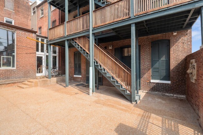 Building Photo - 1300 Sidney St
