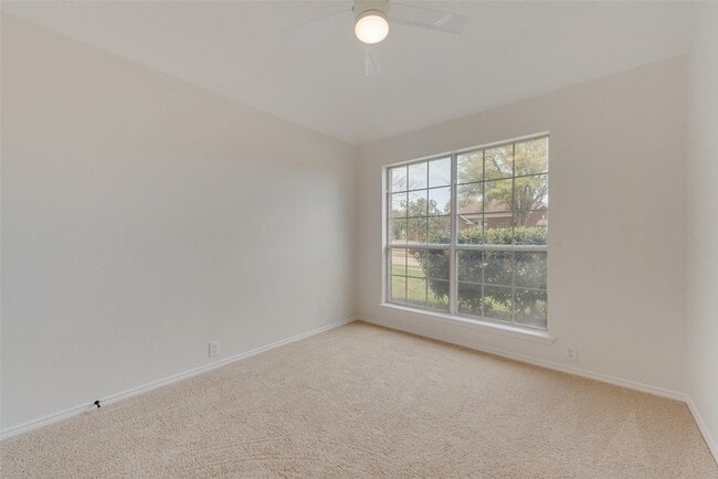 Building Photo - 7307 Cresson Dr
